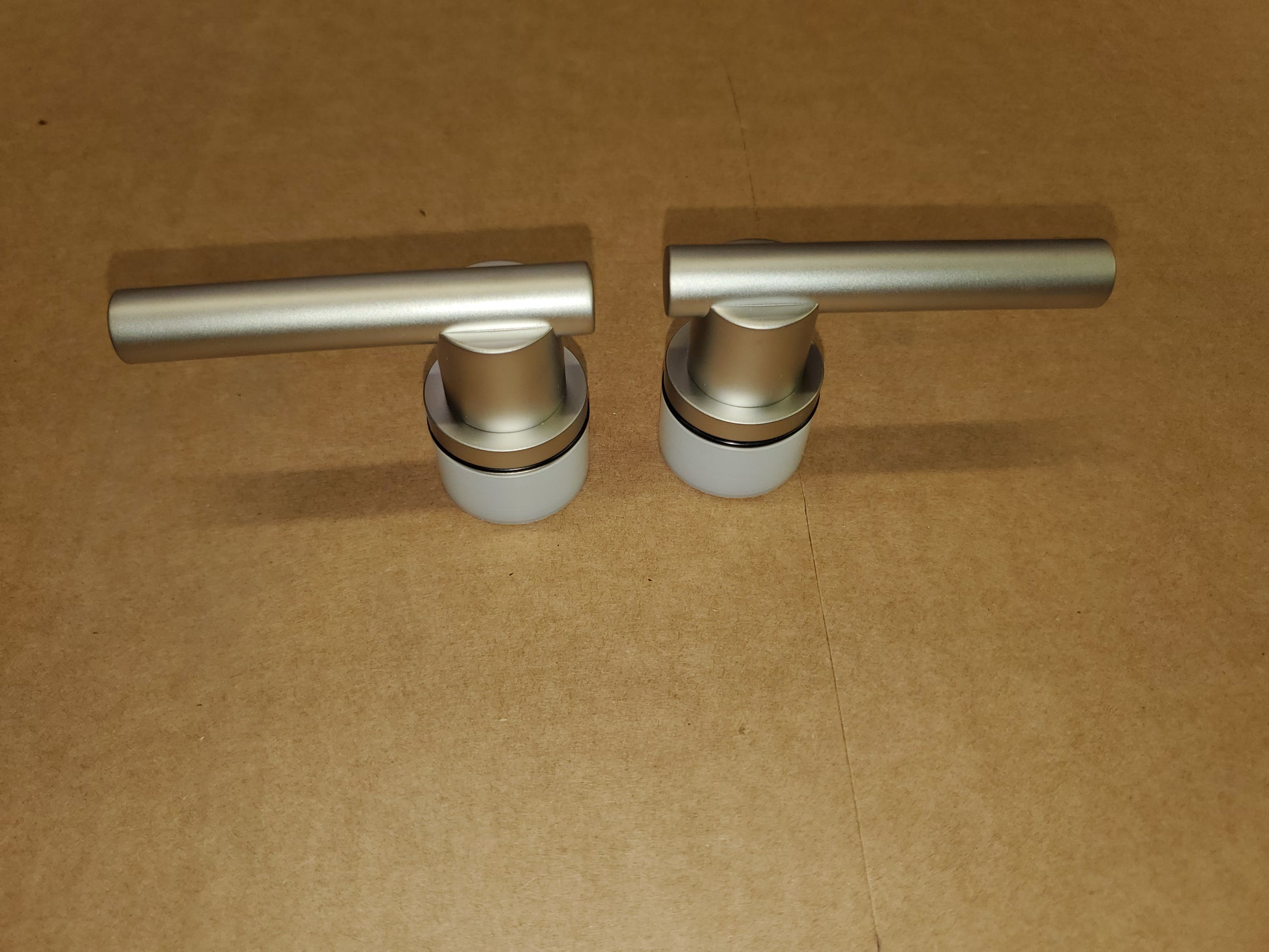 "ATRIO" LEVER HANDLES PAIR (SATIN NICKEL)