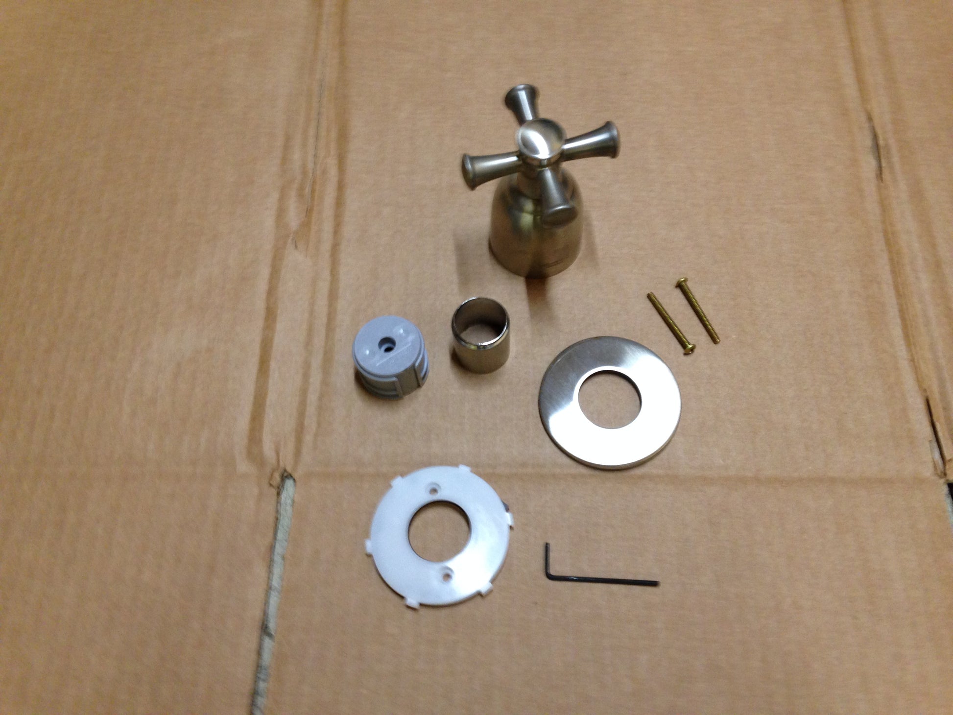 "PORTSMOUTH" ON/OFF VOLUME CONTROL TRIM KIT WITH METAL CROSS HANDLE LESS VALVE